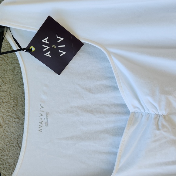 Ava & Viv Tee Shirt-NWT - Picture 2 of 9